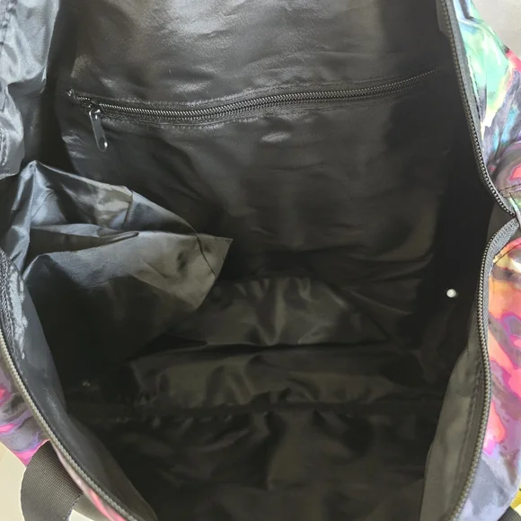 PINK Victoria’s Secret Logo Tie Dye Everyday Duffel Tote Bag Colorful Swirls New - Picture 15 of 16